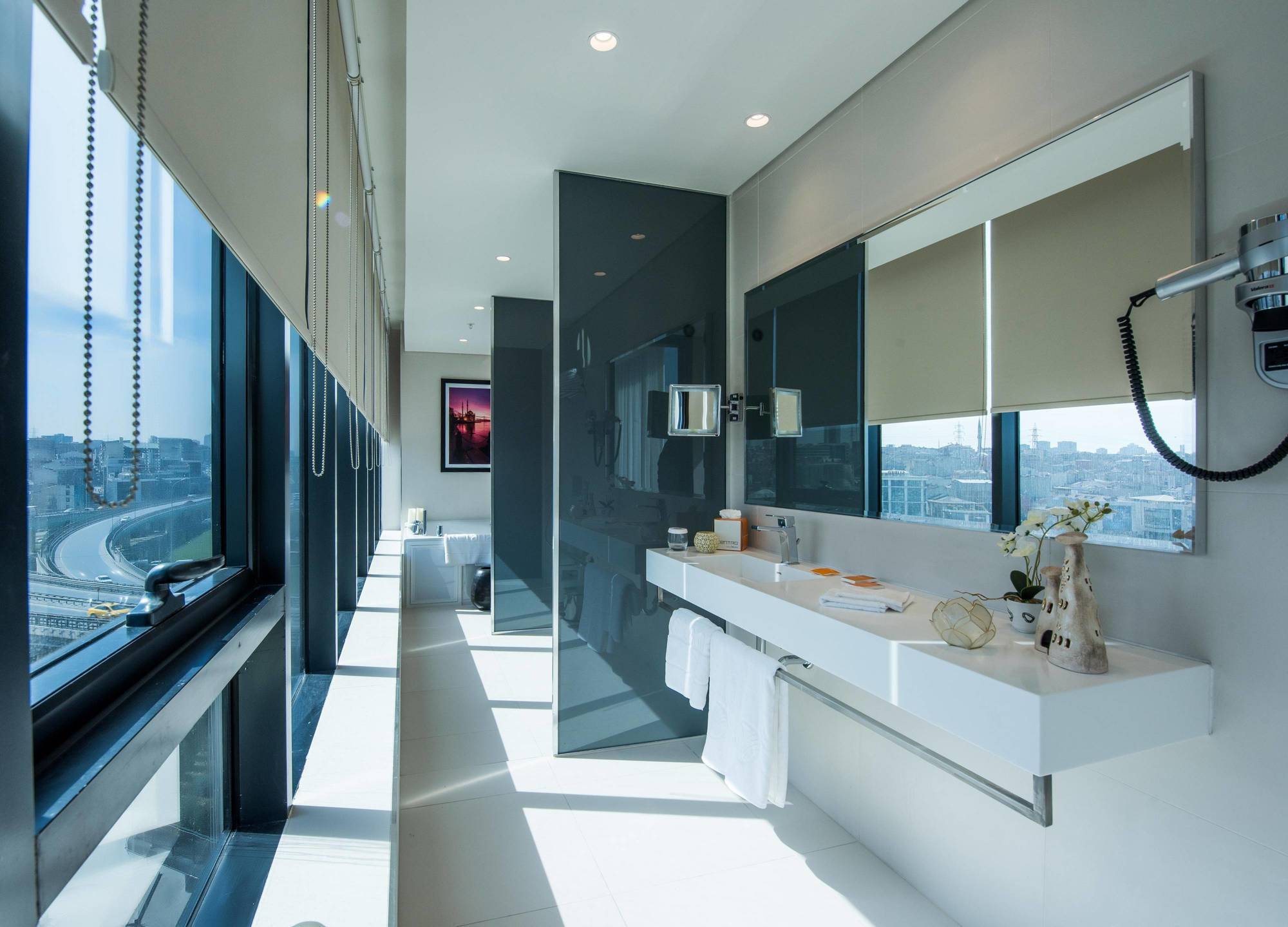 Centro Westside By Rotana 4* Стамбул