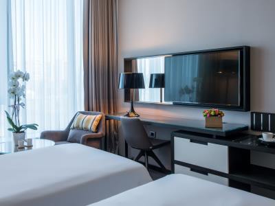 Готель Centro Westside By Rotana
